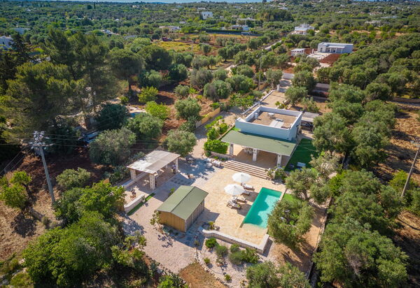 Villa Lampu Di Luce: бассейн, Взгляды