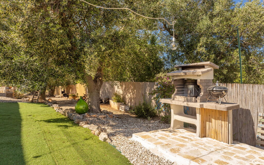 Villa Lampu Di Luce: Building Exterior, Garden, Outdoor