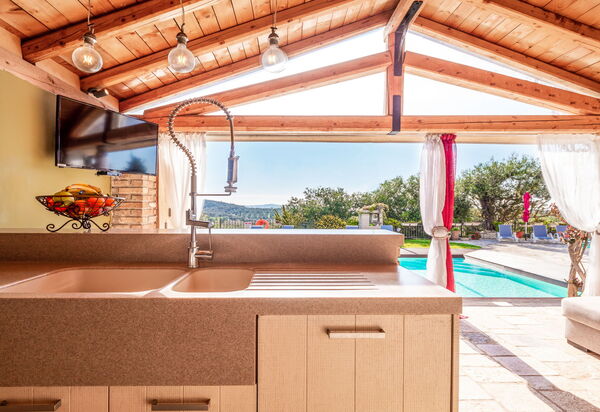 Villa Irida: Balcony / Terrace / Patio