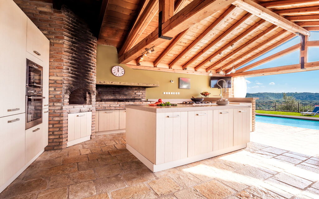 Villa Irida: Altan / terrasse / gårdhave