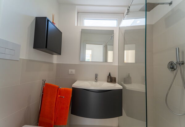 Villa Pizzolungo: Bad