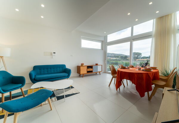 Villa Pizzolungo: Esszimmer, Wohnzimmer