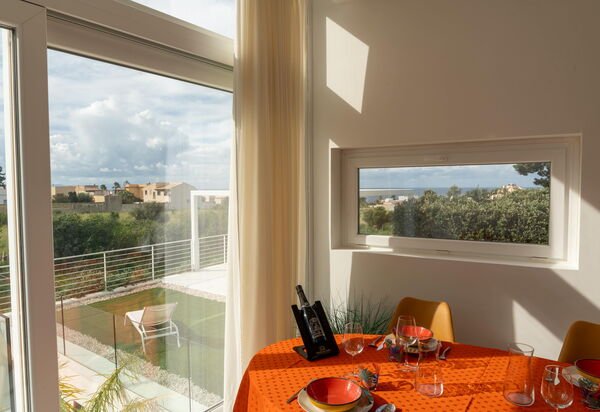 Villa Pizzolungo: Esszimmer, Wohnzimmer