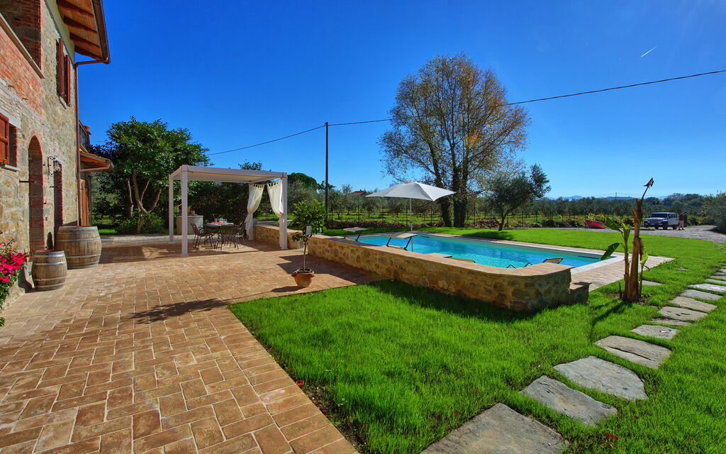 Villa Anna: all'aperto, Giardino, Piscina