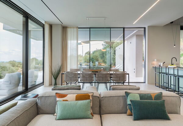 Villa Calypso: Гостиная, Столовая