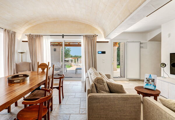 Trulli di Luccio: Esszimmer, Wohnzimmer