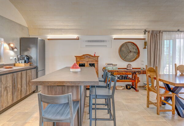 Trulli di Luccio: Esszimmer, Küche
