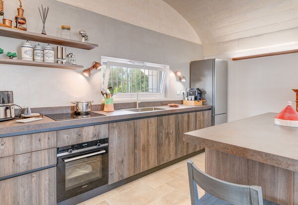 Trulli di Luccio: Esszimmer, Küche