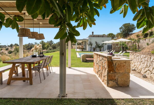 Villa Petite Afrique: Außen, Balkon / Terrasse / Patio, Draussen