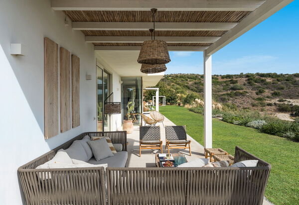 Villa Petite Afrique: Außen, Balkon / Terrasse / Patio, Draussen, Garten