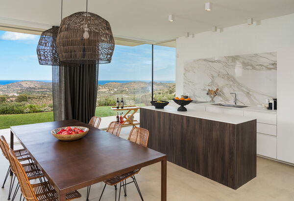 Villa Petite Afrique: Esszimmer, Küche