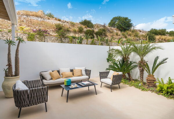 Villa Petite Afrique: Außen, Balkon / Terrasse / Patio, Draussen