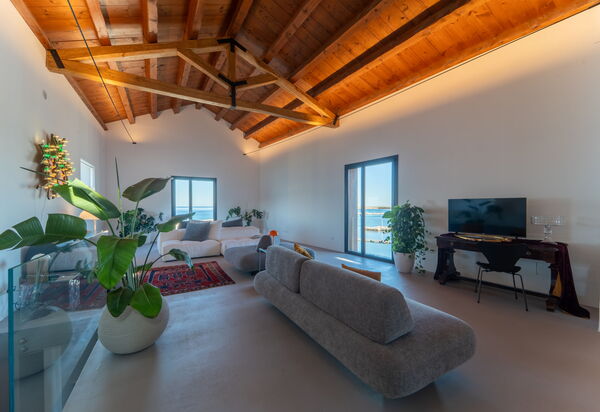 Punta Marina Luxury House: Wohnzimmer
