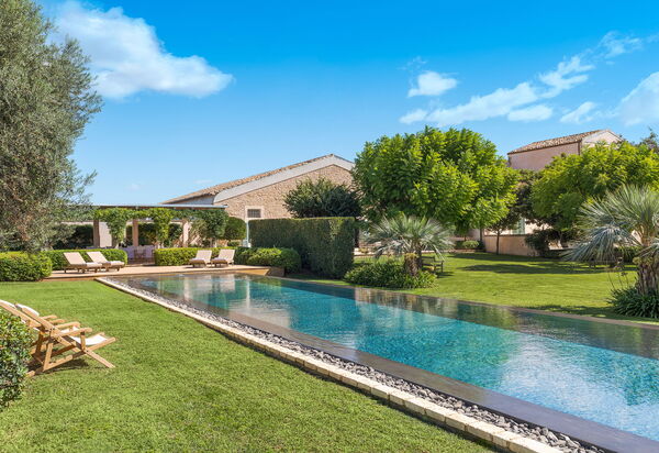 Domus Olivae: бассейн, Открытый, Сад, Экстерьеры