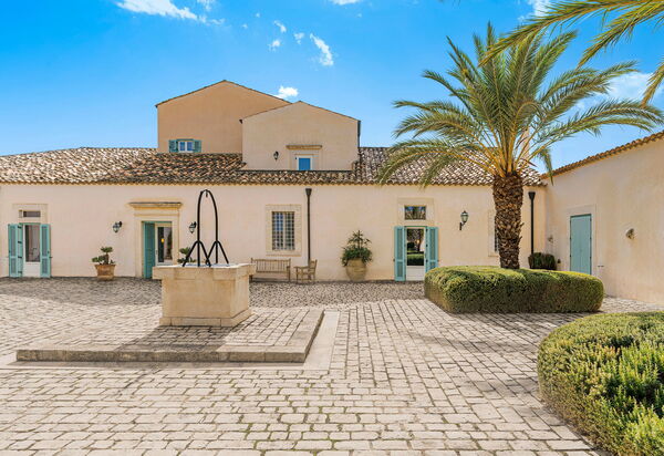 Domus Olivae: Балкон / Терраса / Патио, Открытый, Экстерьеры