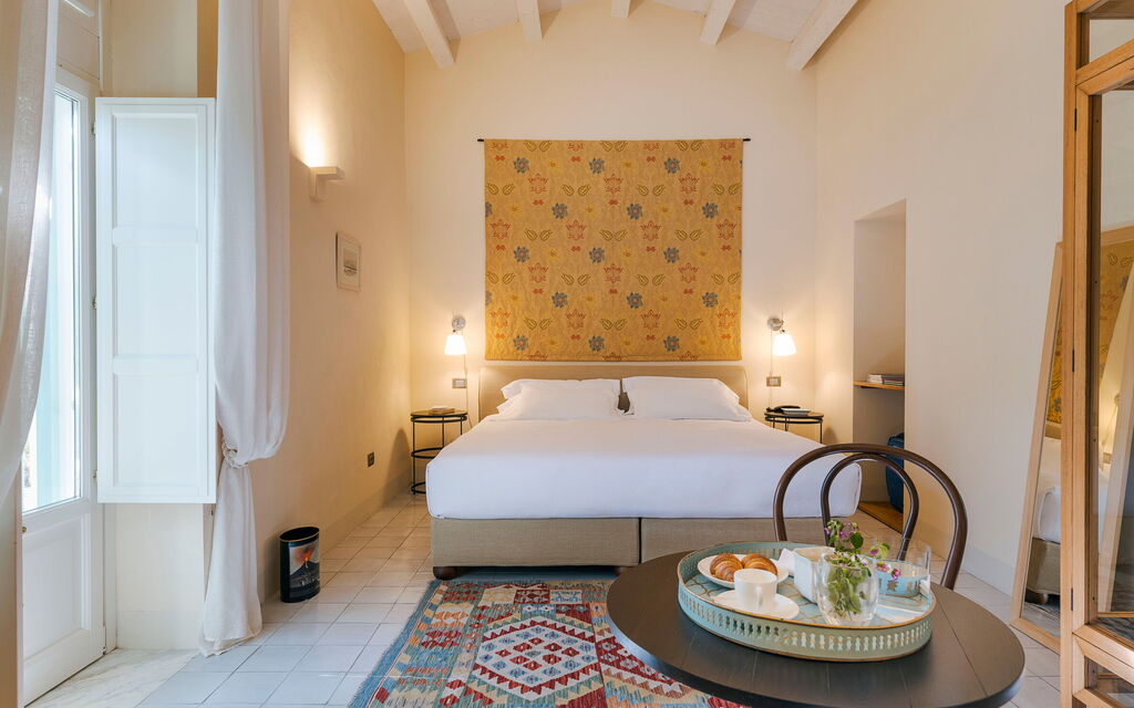 Domus Olivae: Bathroom, Bedroom