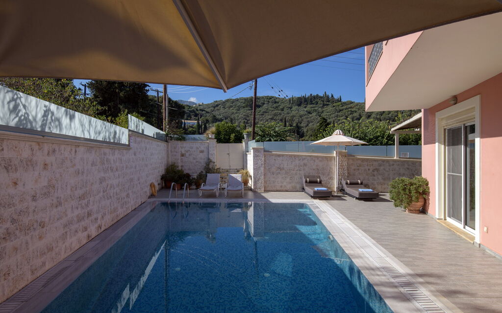 Doctor'S House: bassin, Extérieur, Extérieurs