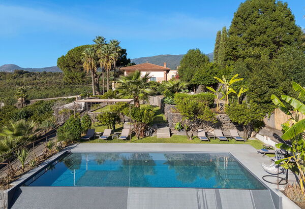 Villa Agrume: Außen, Draussen