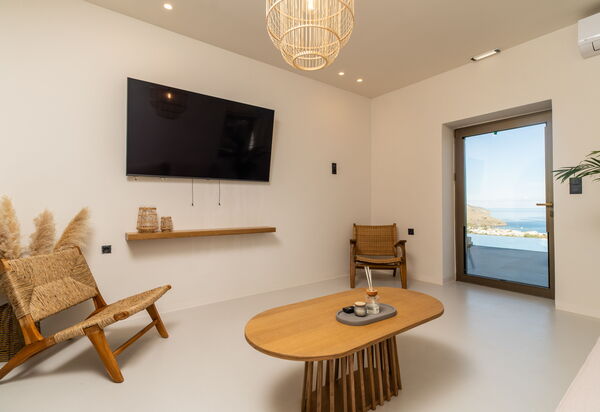 Lofos Horizon Villa: Living Room