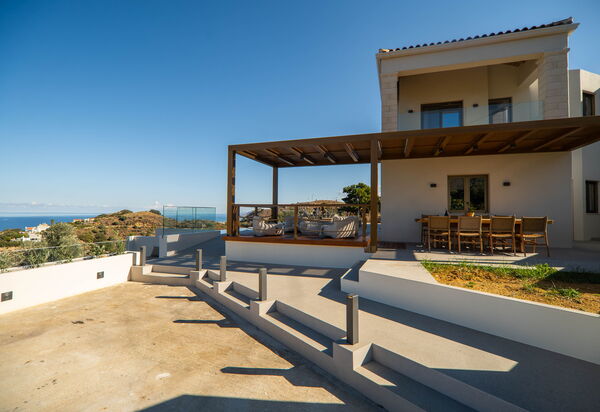 Lofos Horizon Villa: Building Exterior, Outdoor