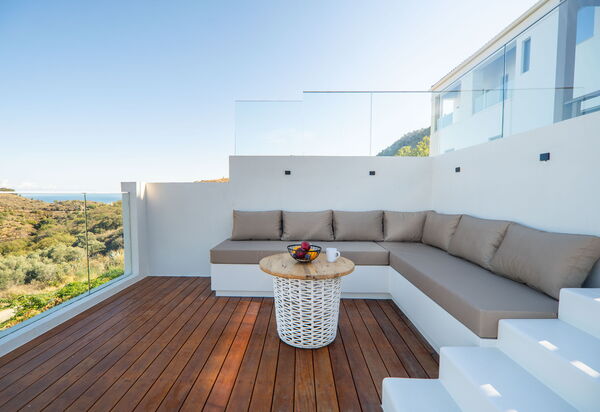 Lofos Horizon Villa: Balcony / Terrace / Patio, Building Exterior, Outdoor