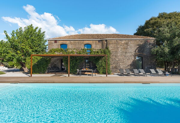 Muna Retreat: Außen, Draussen, Schwimmbad