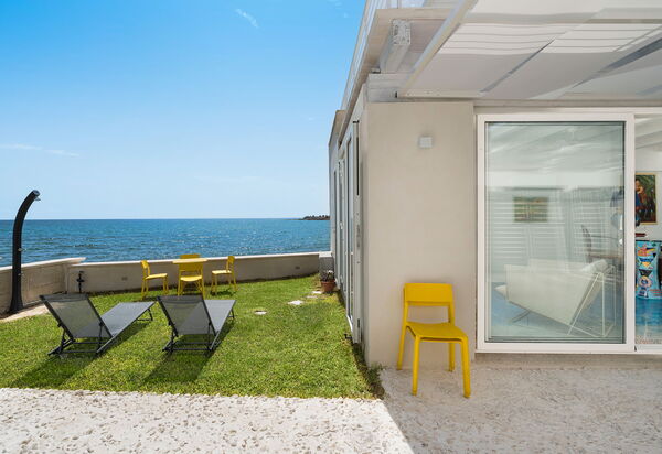 Montalbano Suite: Extérieur, Extérieurs, Vues