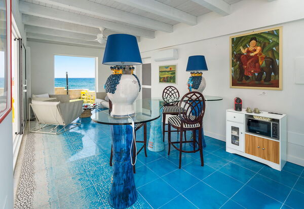 Montalbano Suite: Cuisine, Salon