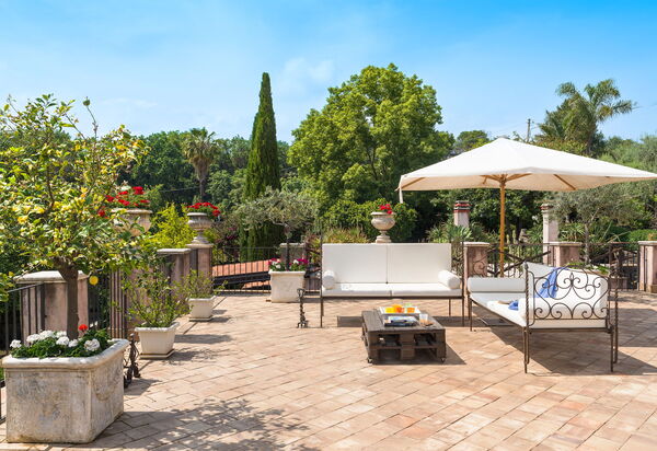 Villa Saracina: Außen, Balkon / Terrasse / Patio, Draussen