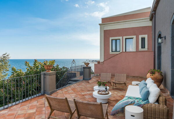 Villa Continella: Altan / terrasse / gårdhave, Visninger