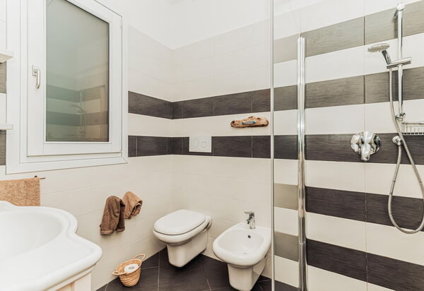 Villa Marinella: Ванная комната