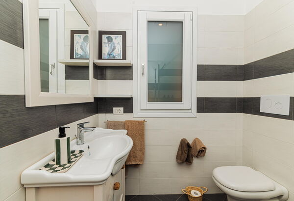 Villa Marinella: Ванная комната