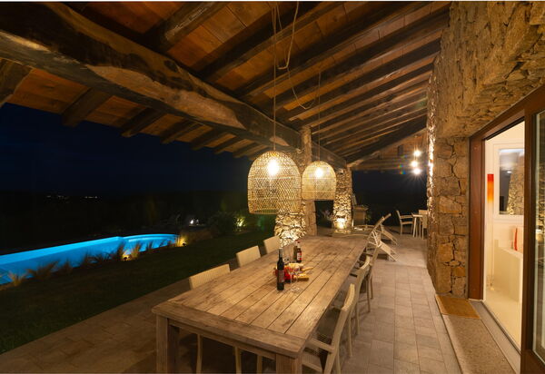 Villa Marinella: Балкон / Терраса / Патио, бассейн, Экстерьеры