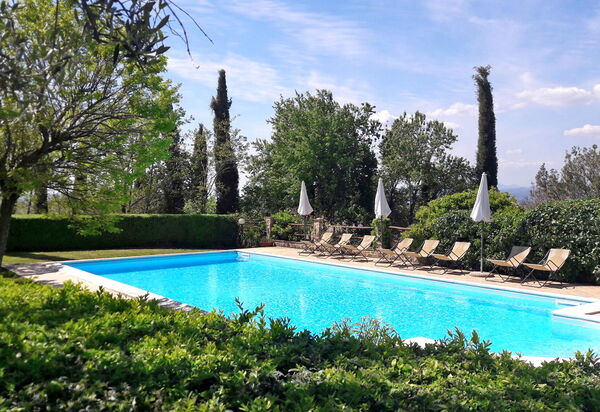 Podere Peteglia: bassin, Extérieur, Jardin, Vues