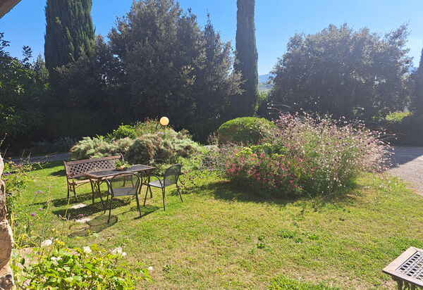 Podere Peteglia: Extérieur, Extérieurs, Jardin