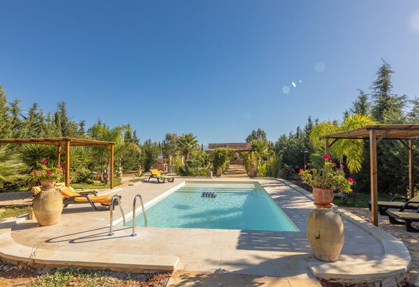 Villa Renedda: бассейн, Открытый, Экстерьеры