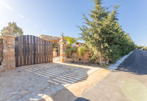 Villa Renedda: Главный вход