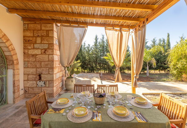 Villa Renedda: Балкон / Терраса / Патио