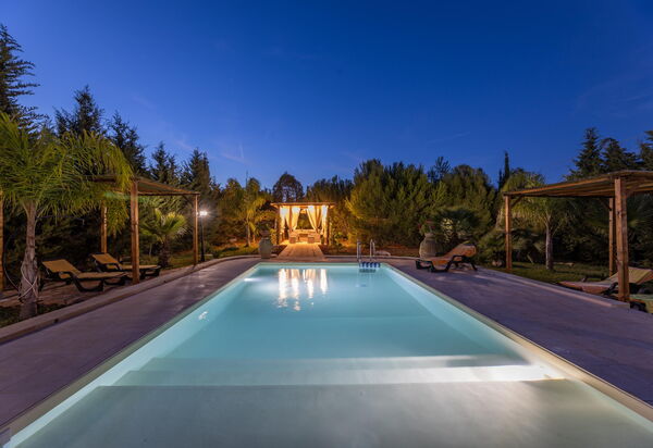 Villa Renedda: бассейн, Открытый, Экстерьеры