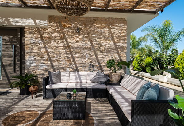 Villa Olympia: Altan / terrasse / gårdhave, Udendørs, Udvendige