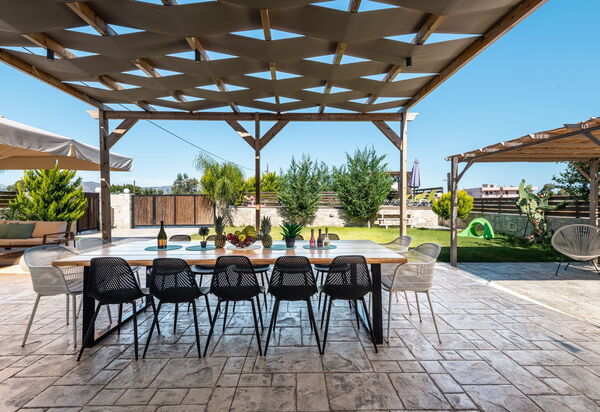 Villa Olympia: Altan / terrasse / gårdhave, Have, Udendørs, Udvendige