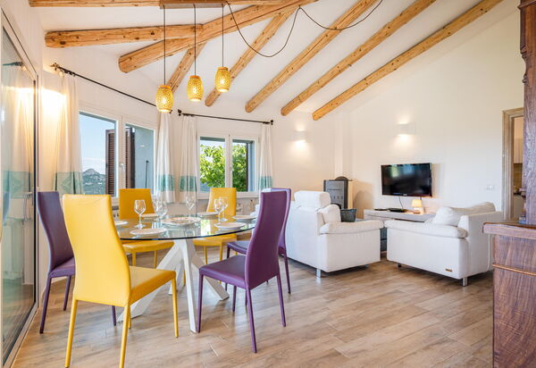 Villa Zephyros: Salle à manger, Salon