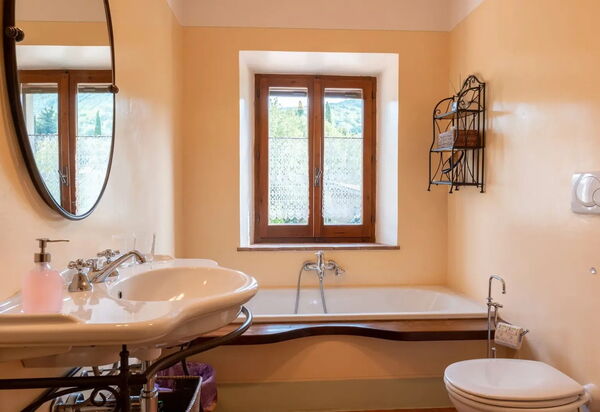 Podere i Prati: Ванная комната