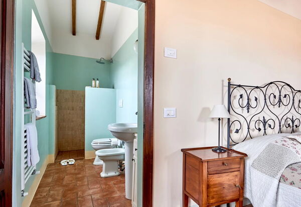 Podere i Prati: Ванная комната