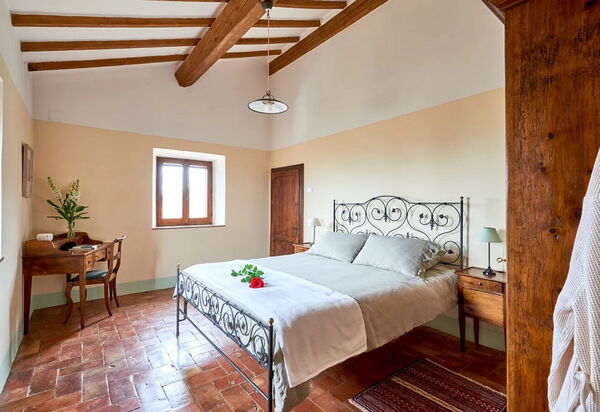 Podere i Prati: Спальня