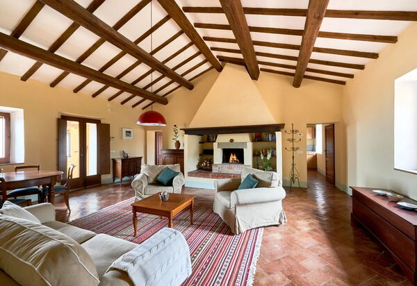 Podere i Prati: Гостиная