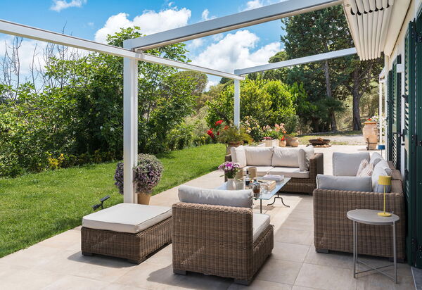 Casita: Balcony / Terrace / Patio, Building Exterior, Garden, Outdoor