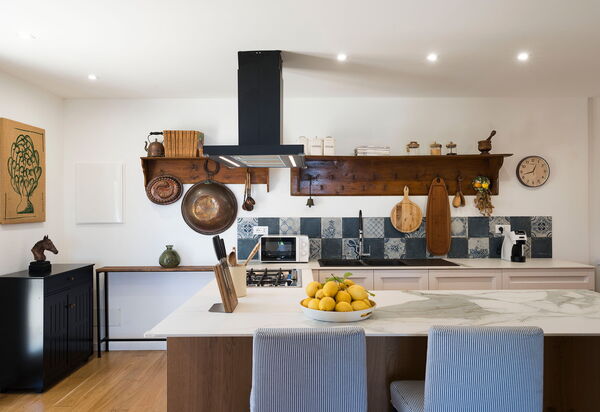 Casita: Kitchen