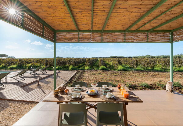 Villa Memà: Balcony / Terrace / Patio, Building Exterior, Outdoor