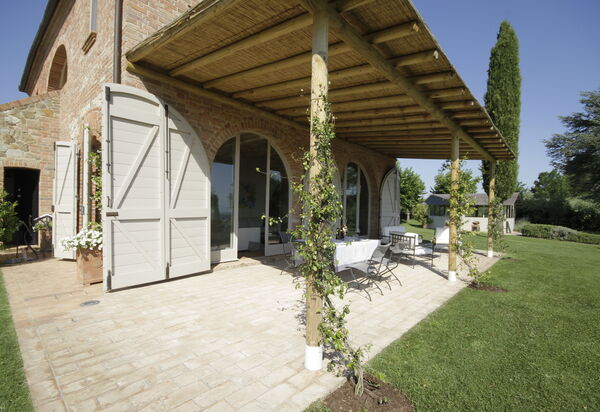 Villa Icario: Balcony / Terrace / Patio, Building Exterior, Garden, Outdoor